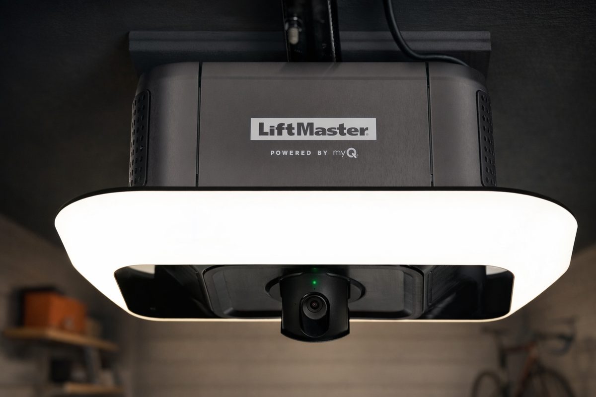LiftMaster 81550 garage door opener with remotes and smartphone control